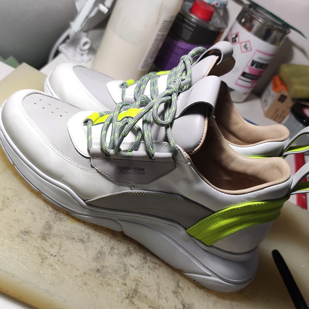 UNBROKEN ADDICTION x Sky